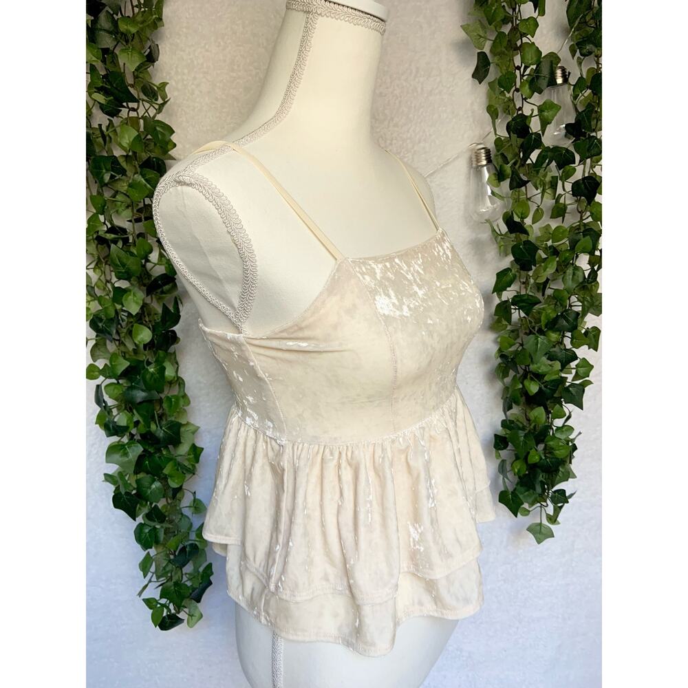 NWT American Eagle Outfitters Cream Ruffled Velour Peplum Top Blouse Women's XS - Picture 5 of 9